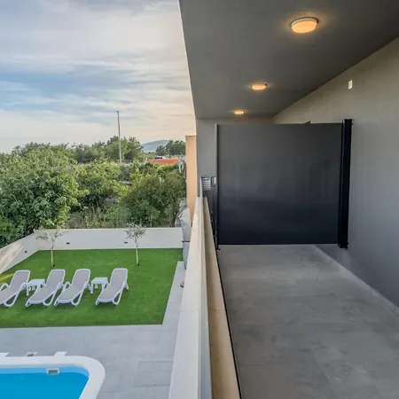 Holiday Home Golden Strings By Interhome Kastela